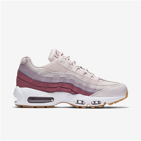 Womens Air Max 95 Shoes (1) 